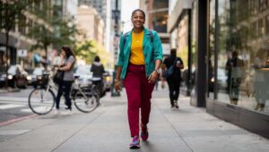 I colori che indossi rivelano il tuo livello di fiducia in te stesso: ecco cosa dice la ricerca